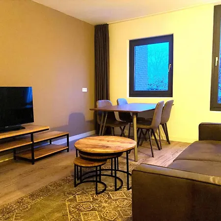 Forest Cosy In Hambachtal Park *