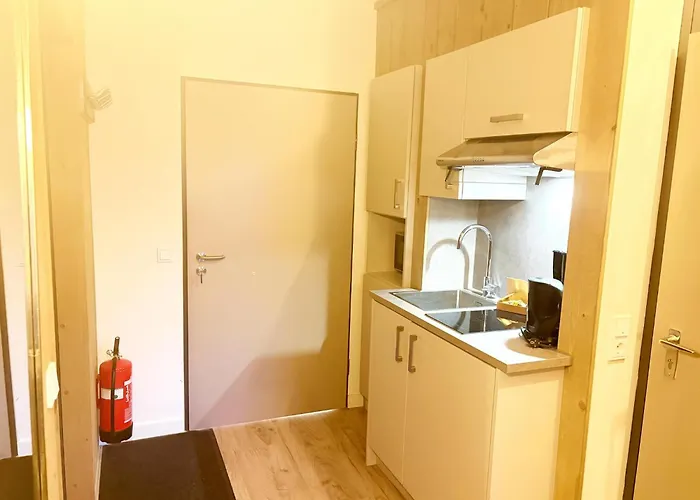 Forest Cosy In Hambachtal Park *